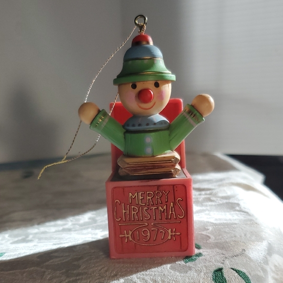 Hallmark Other - Vintage Hallmark Merry Christmas 1977 Ornament - Red and Green